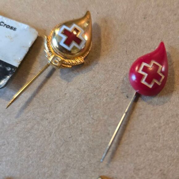 Vintage Red Cross Pins & Tie Tack Lapel Pin Set - Picture 6 of 6